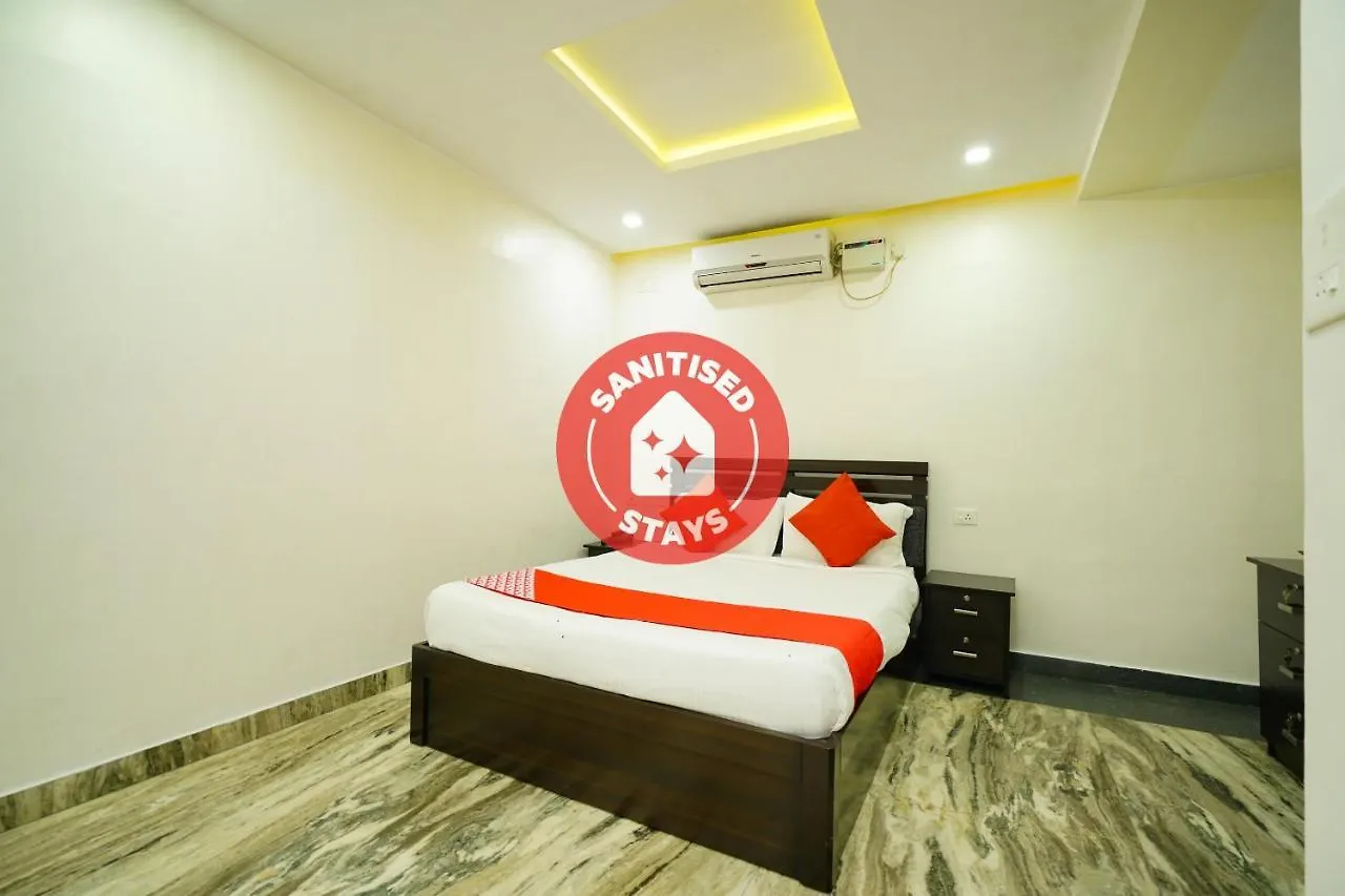 Oyo 43286 Al Saj Tulip Hotel Kazhakuttam