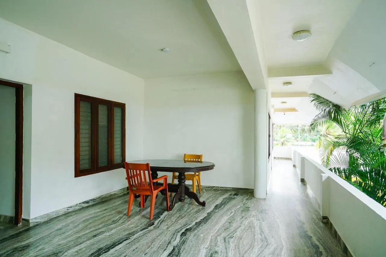 Oyo 43286 Al Saj Tulip Hotel Kazhakuttam