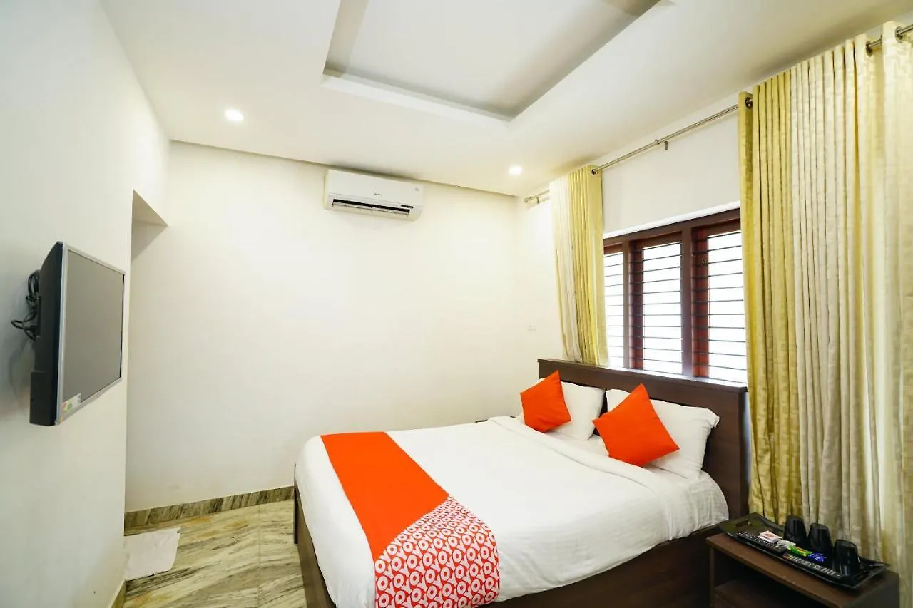 Oyo 43286 Al Saj Tulip Hotel Kazhakuttam India
