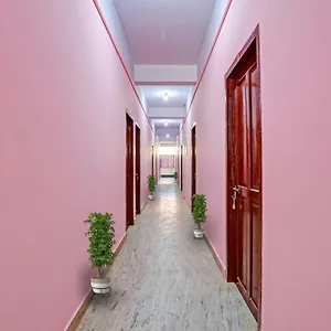Hotel Super O Bevis, Kazhakuttam
